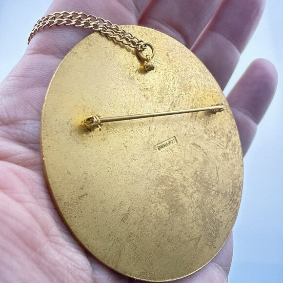 Metropolitan Museum Of Art MMA Necklace Winged Lion St Marks Brooch Red Enamel - Picture 10 of 16